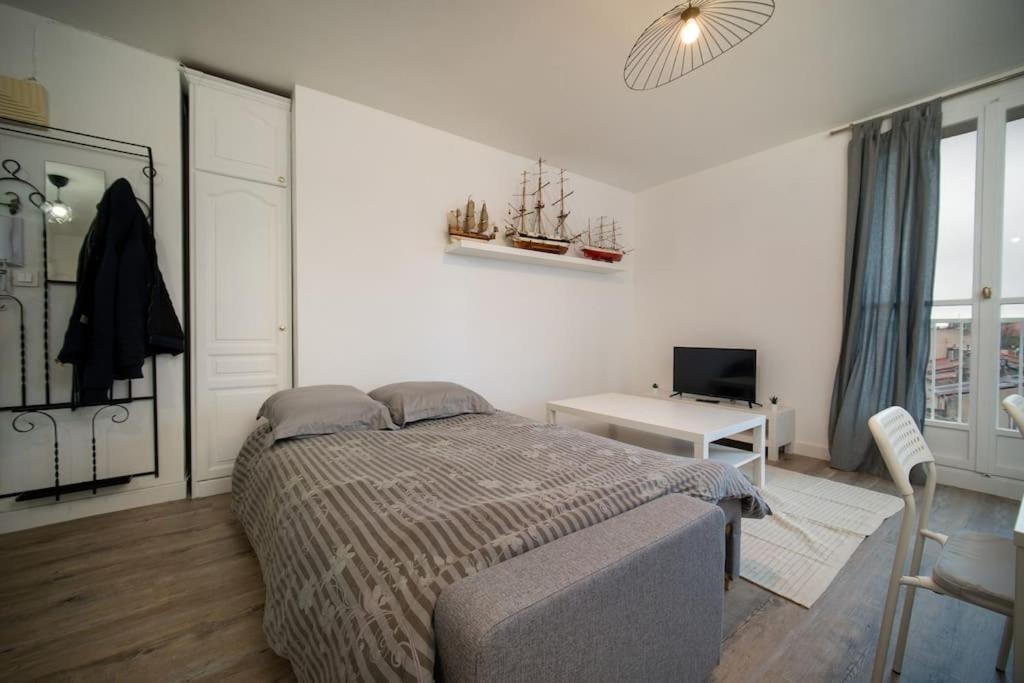 Fully Equipped Apartment Balcony Sleeps 7 Wifi Marseille Kültér fotó