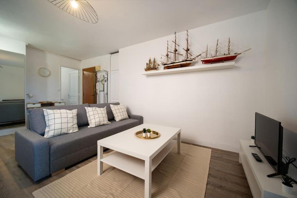 Fully Equipped Apartment Balcony Sleeps 7 Wifi Marseille Kültér fotó